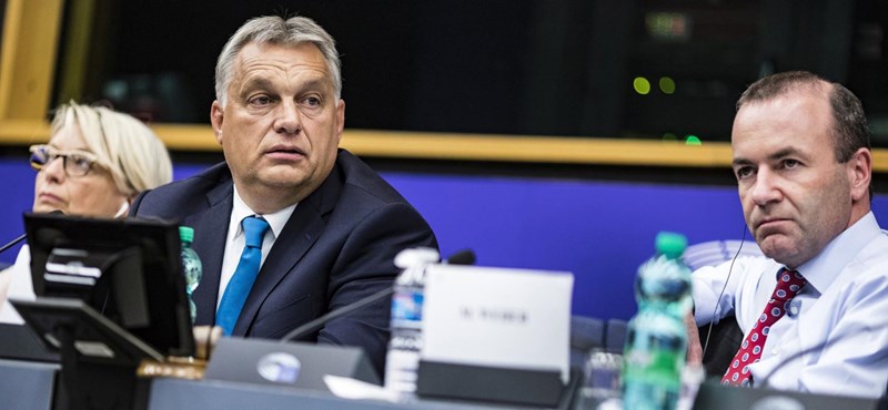 According to Weber, Orbán wants to destroy a united Europe