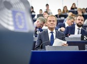 Tusk: ?Aki a jogállamiság ellen van, Európa ellen van?