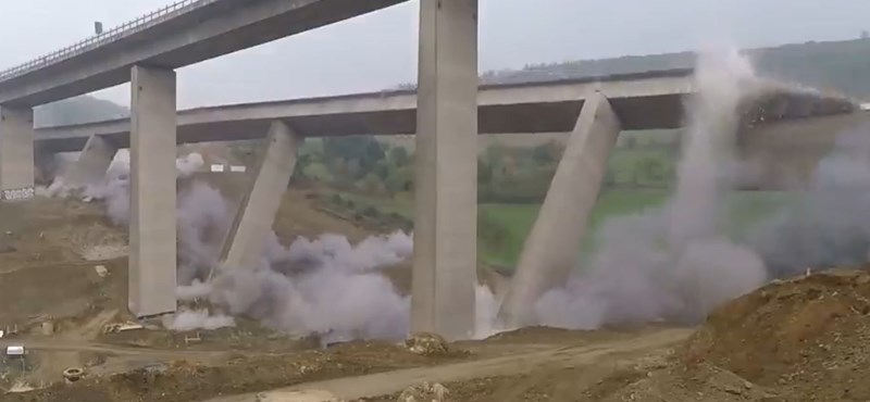 Videó: így robbantottak fel egy 12 ezer tonnás német viaduktot