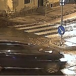 Zebrán átkelő nénit gázolt el, majd megállás nélkül továbbhajtott ? videó