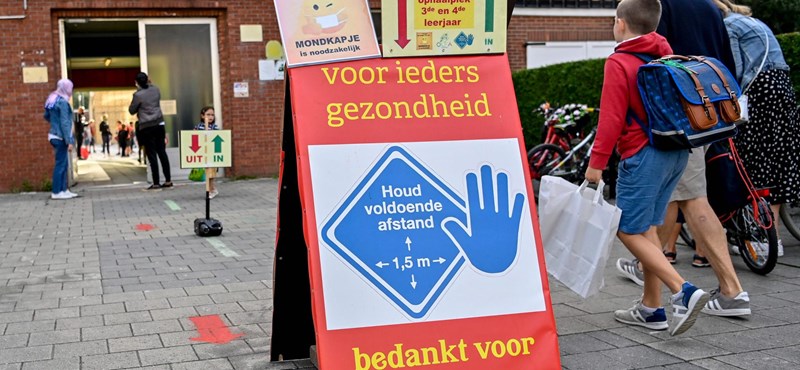 In the Netherlands and Belgium, the number of new infections almost halved in one week.