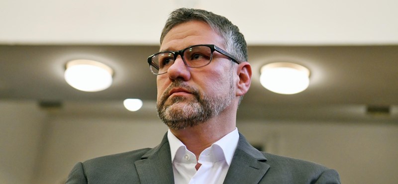 Fideszesek követelik Simonka György kizárását