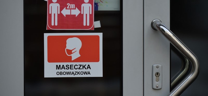 Another record set for the number of infected in Poland, a series of restrictions are introduced