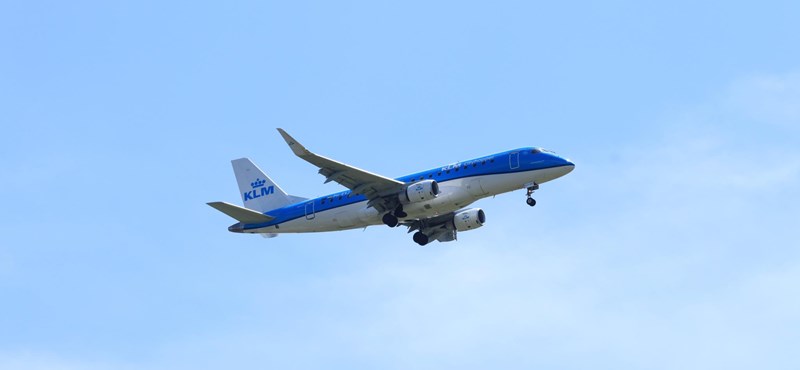 Muestra un mapa interactivo de KLM, que muestra dónde puede volar y en qué condiciones
