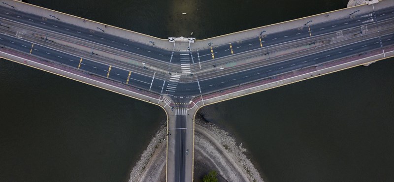 A 19-year-old man jumped into the Danube from Margaret Bridge