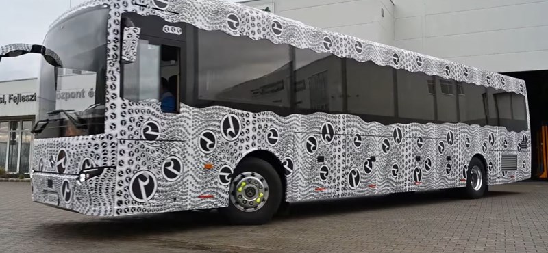 Intercity buszt is tesztel a debreceni buszgyár