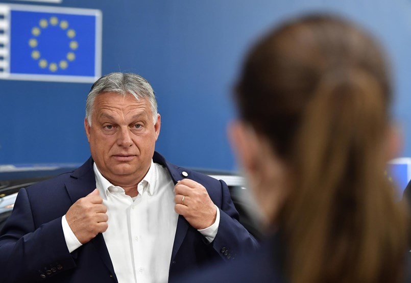 Mindenki rosszul jár az EU-ban azzal, amit Orbánék csinálnak ? de a térkövek maradnak