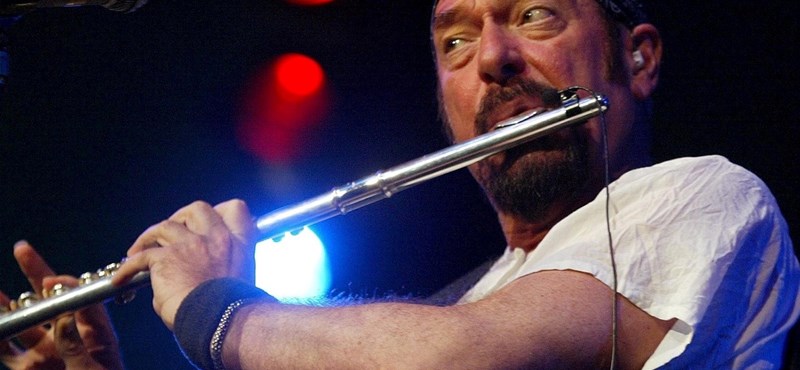 Jethro Tull does not play his song Budapest in Budapest
