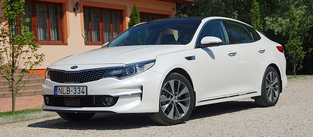 Auto Kia Optima Menetproba A Passaton Tul Is Van Elet Hvg Hu