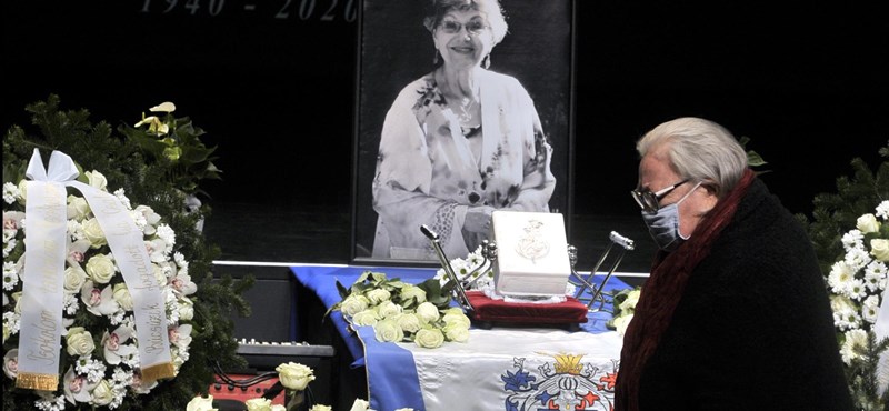 This is how Ildikó Pécsi said goodbye